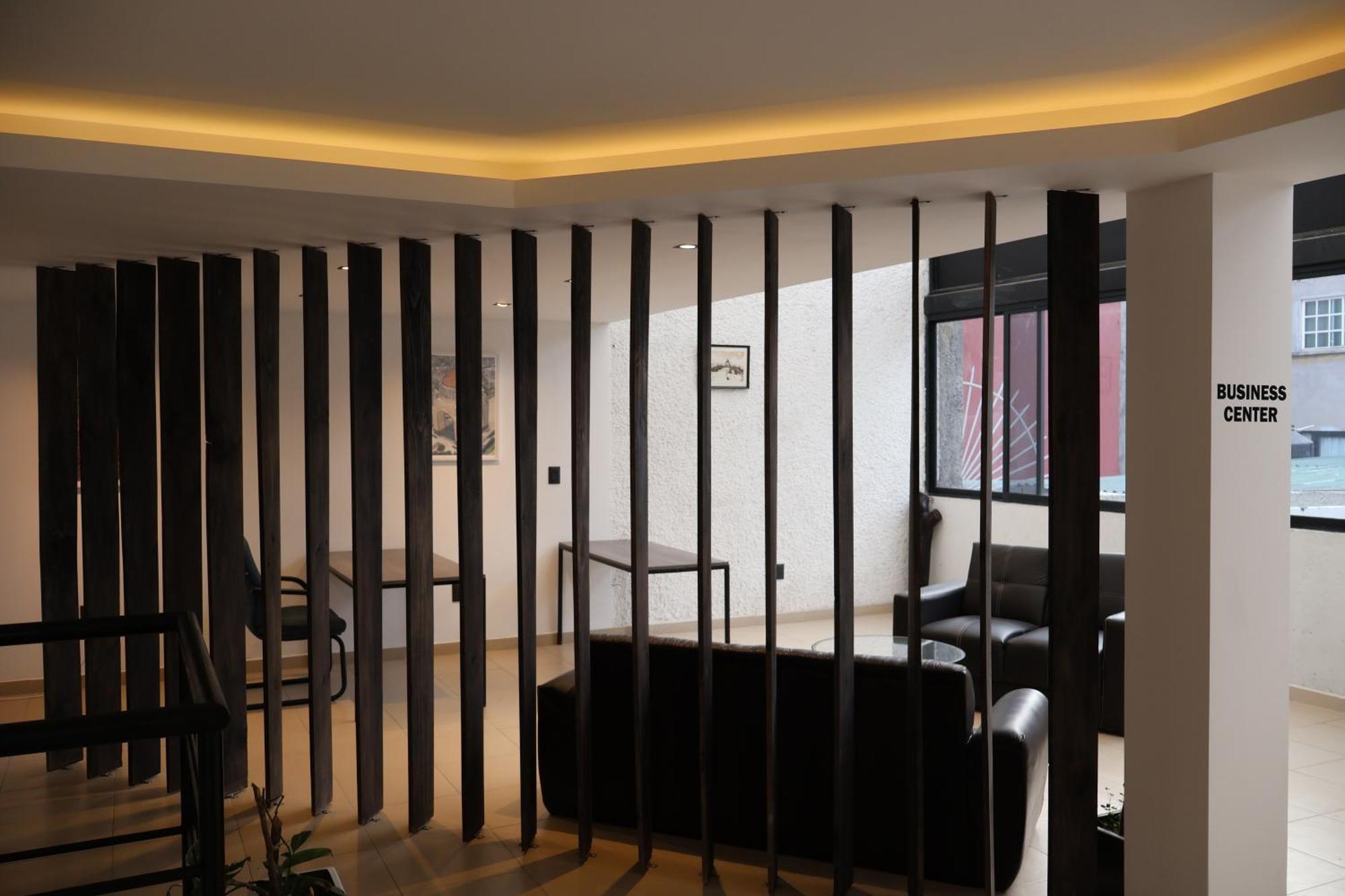 Sanrafa Home Office Suites Kota Meksiko Bagian luar foto